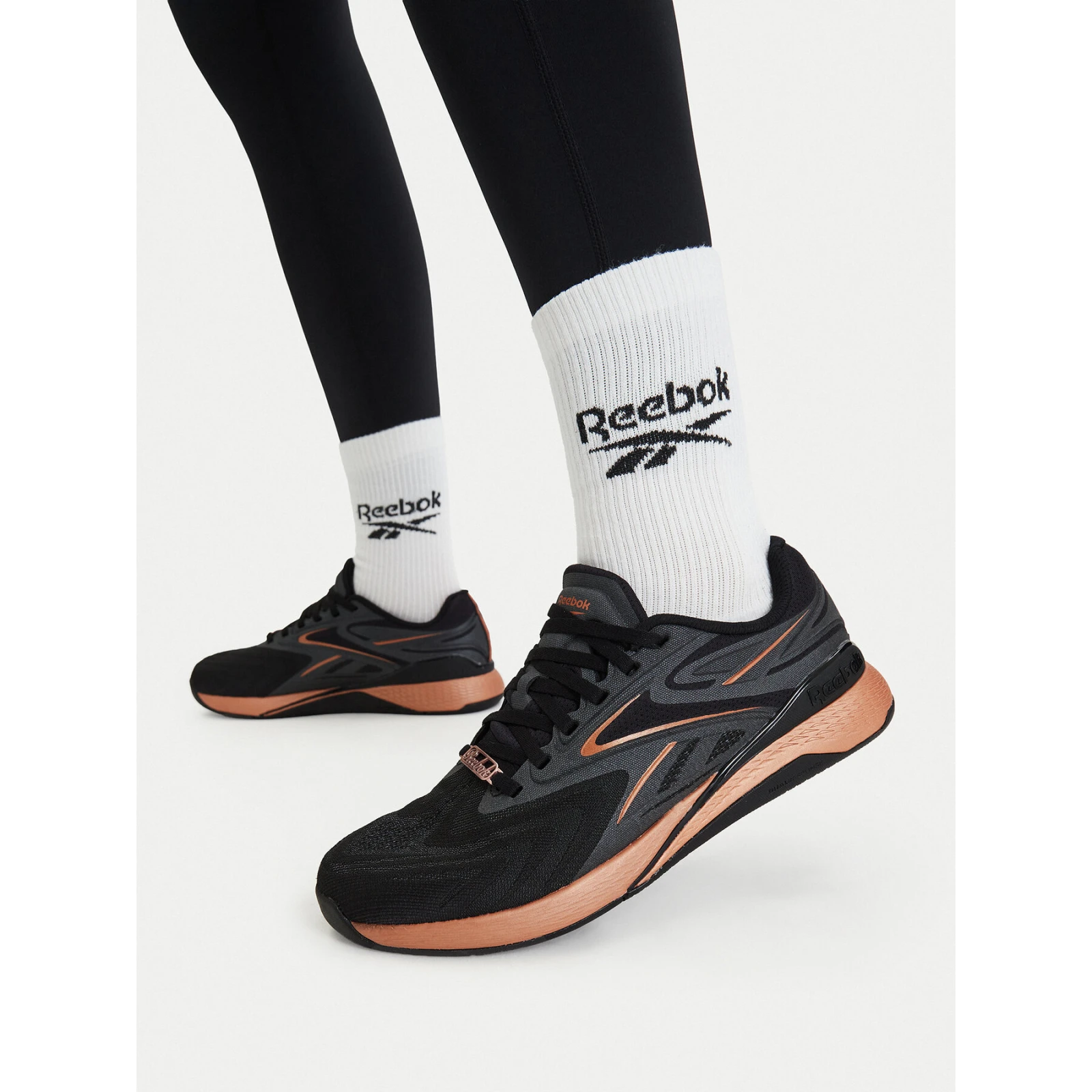Čevlji za telovadbo Reebok EO-NANO X5 EDGE 100263999 Črna · záber 2