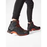 Trekking čevlji Salewa Mtn Trainer Mid Gtx GORE-TEX 63458-0985 Črna - Velikost: 44,5 | Barva: čierna | Starostna skupina: Odrasli | Spol: Moški · záber 2