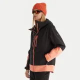 Roxy Smučarska jakna Upwards JK ERJTJ03521 Črna Regular Fit · záber 2