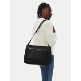 Ročna torba Calvin Klein Ssnl Raised Logo Flap Messenger LV04D3501G Črna · záber 2