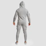 GymBeam Moški pulover s kapuco TRN Grey - Velikost: S | Barva: sivá | Starostna skupina: Odrasli | Teža: 0,368 g | Pakiranje: 32 · záber 6