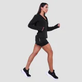 GymBeam Ženska tekaška jakna Pulse Black - Velikost: L | Barva: čierna | Starostna skupina: Odrasli | Teža: 0,22 g | Pakiranje: 55 · záber 6
