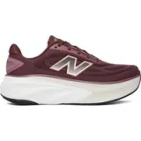 Tekaški čevlji New Balance More V6 WMOR6J1 Bordo rdeča - Velikost: 40 | Barva: bordová | Starostna skupina: Odrasli | Spol: Ženski · záber 1