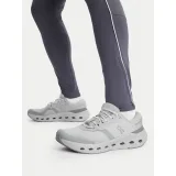 Tekaški čevlji On Cloudrunner 3 3MG10071536 Siva · záber 2