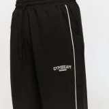 GymBeam Hlače Varsity Black - Barva: čierna | Starostna skupina: Odrasli | Teža: 0,29 g | Pakiranje: 60 · záber 6