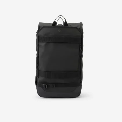 DECATHLON Batoh na skate Rolltop BP500 s nástrojmi na nastavovanie skateboardu bez