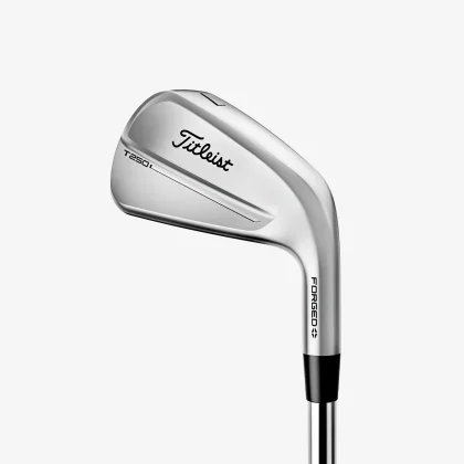 TITLEIST TITLEIST T250 4G AMT BLACK R300 5-GW set golf. palíc pre pravákov 7ks od 5 do GW