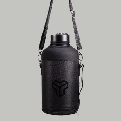 STRIX Láhev Nomad 1800 ml
