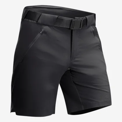 QUECHUA Pánske turistické šortky MH500 čierne S