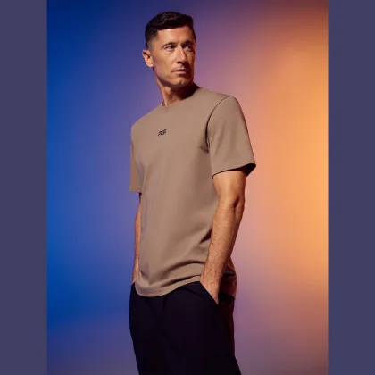 T-shirt regular hladký pánsky 4F | Robert Lewandowski - béžový