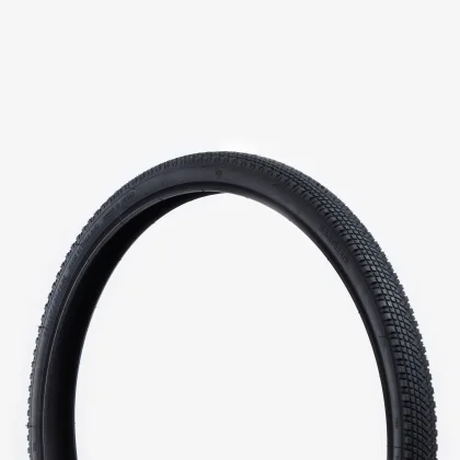 BTWIN Plášť na trekingový bicykel 24 × 1,75 pevné pätky / ETRTO 44-507 bez