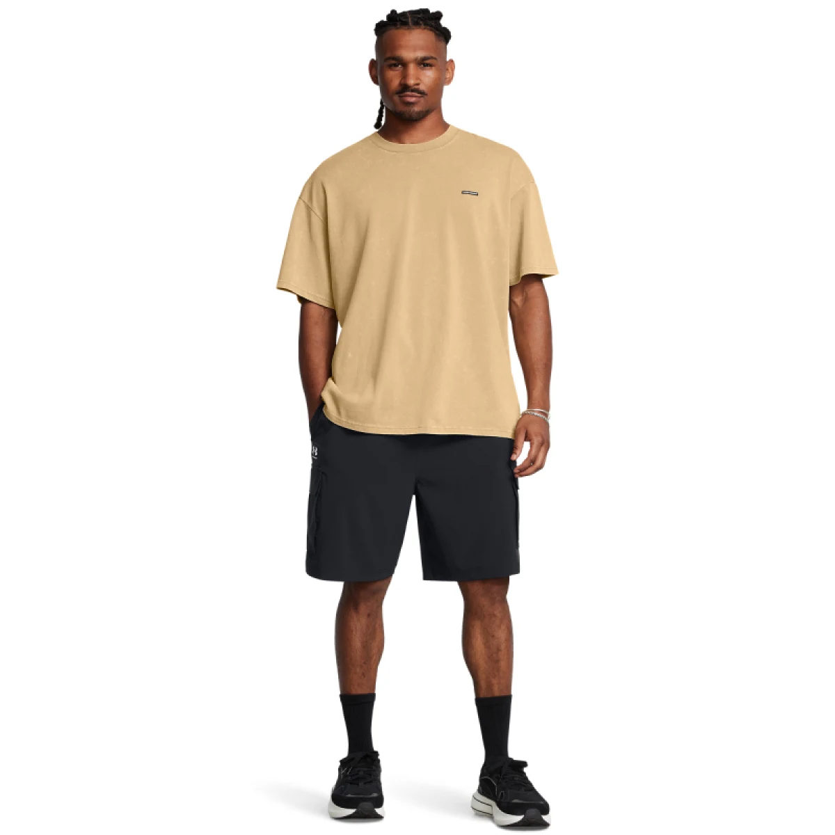 Férfi melegítőnadrág rövidnadrág UNDER ARMOUR UA Vibe Woven Cargo Short-BLK · záber 3