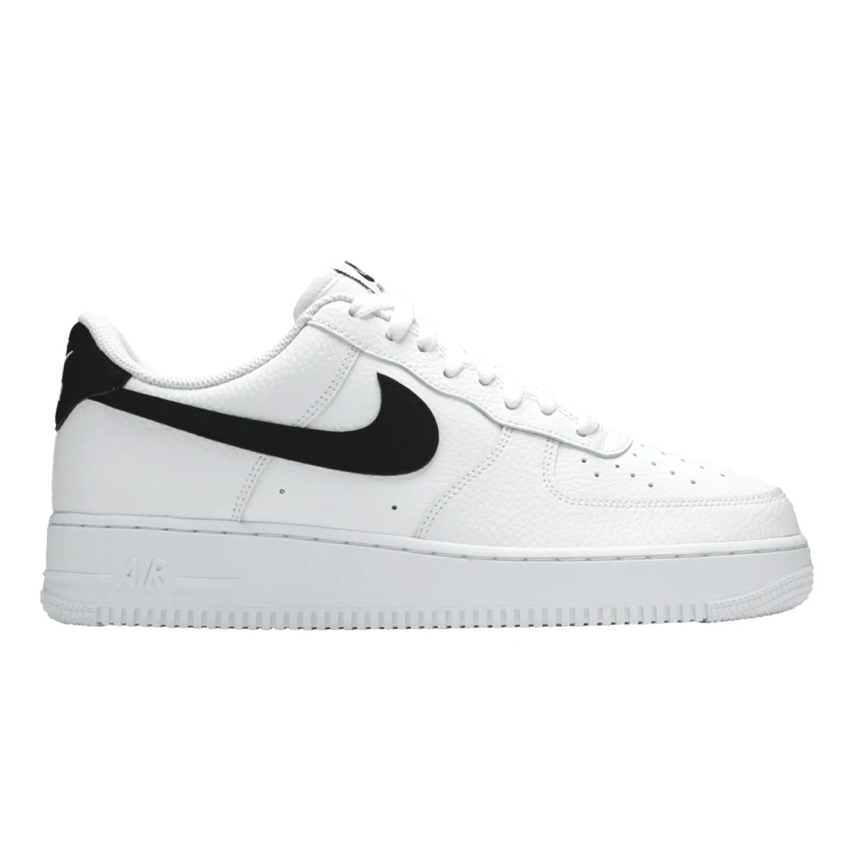 Nike Air Force 1 '07 - 43 · záber 7