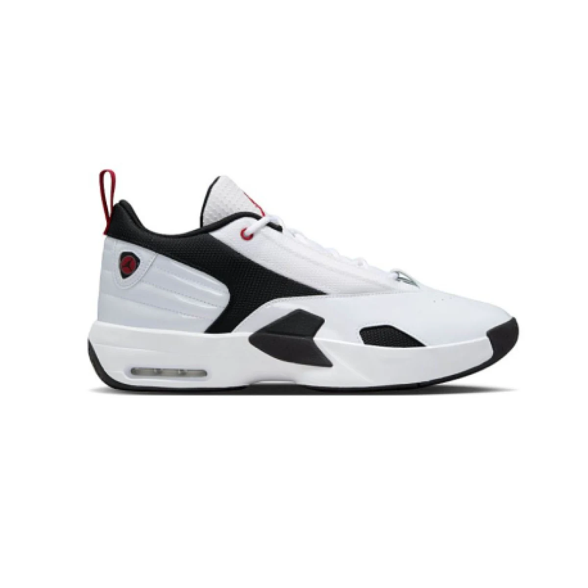 Pánská vycházková obuv NIKE Jordan Max Aura 6 M white black gym red · záber 1