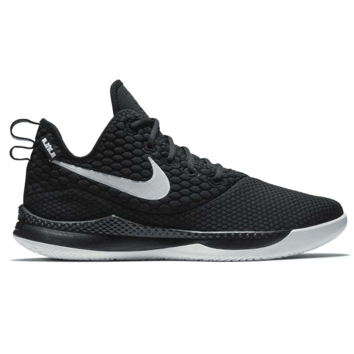 Nike LeBron Witness III - 40,5 · záber 1