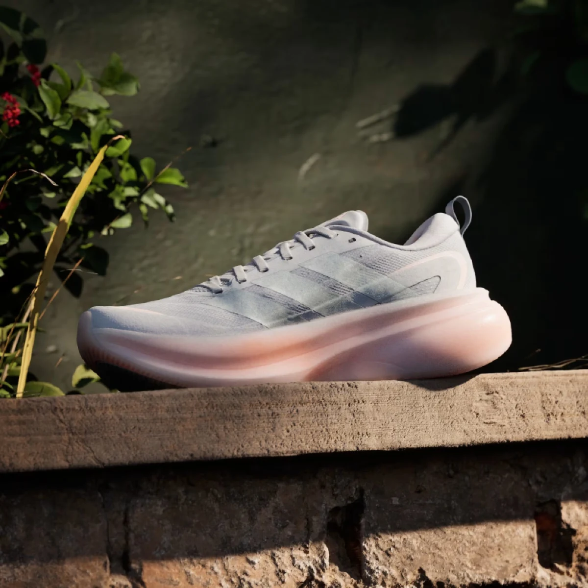 Dámska bežecká obuv ADIDAS Supernova Glide W ice purple silver metalic halo silver · záber 4