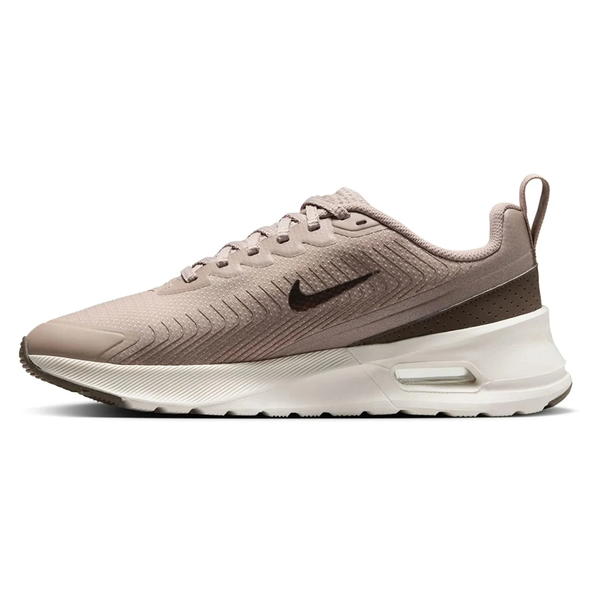 Nike air max nuaxis w - Velikost: 42 · záber 11