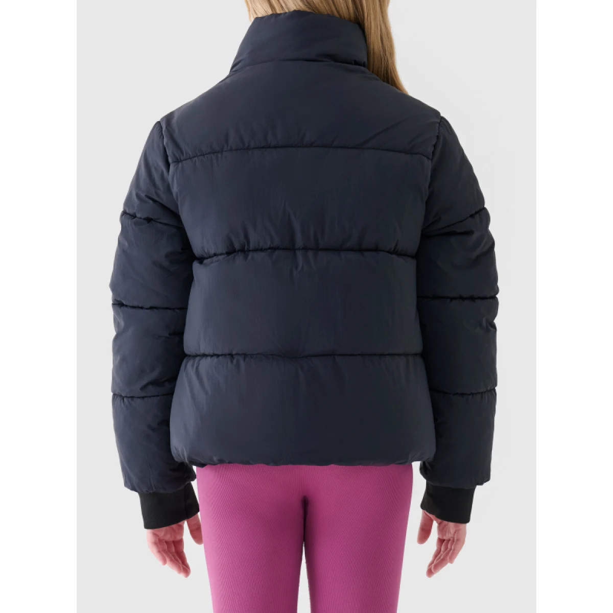 Dievčenská bunda 4F JUNIOR DOWN JACKET F613-4FJWAW25TDJAF613-20S-DEEP BLACK · záber 2
