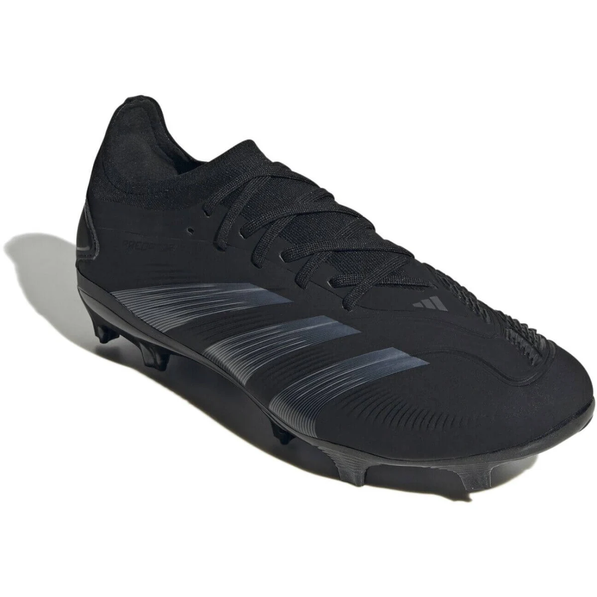 Adidas Predator Pro FG - 42 ⅔ · záber 10