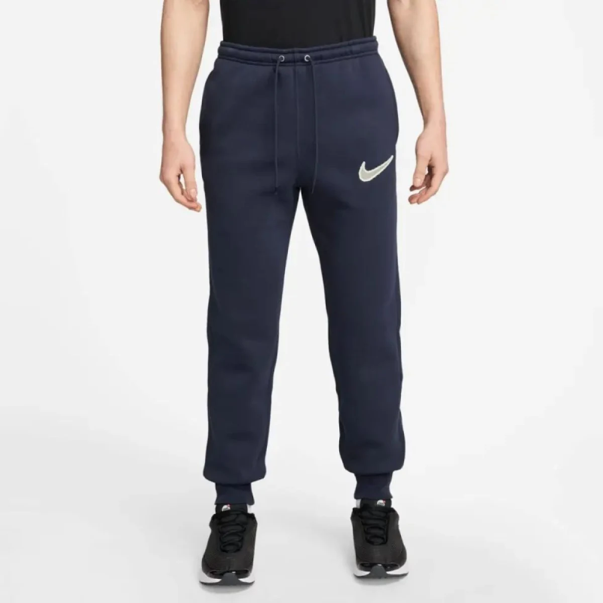 Pánske tepláky NIKE M NK CLUB BB JGGR NEO VARSITY OBSIDIAN OBSIDIAN BLACK · záber 2