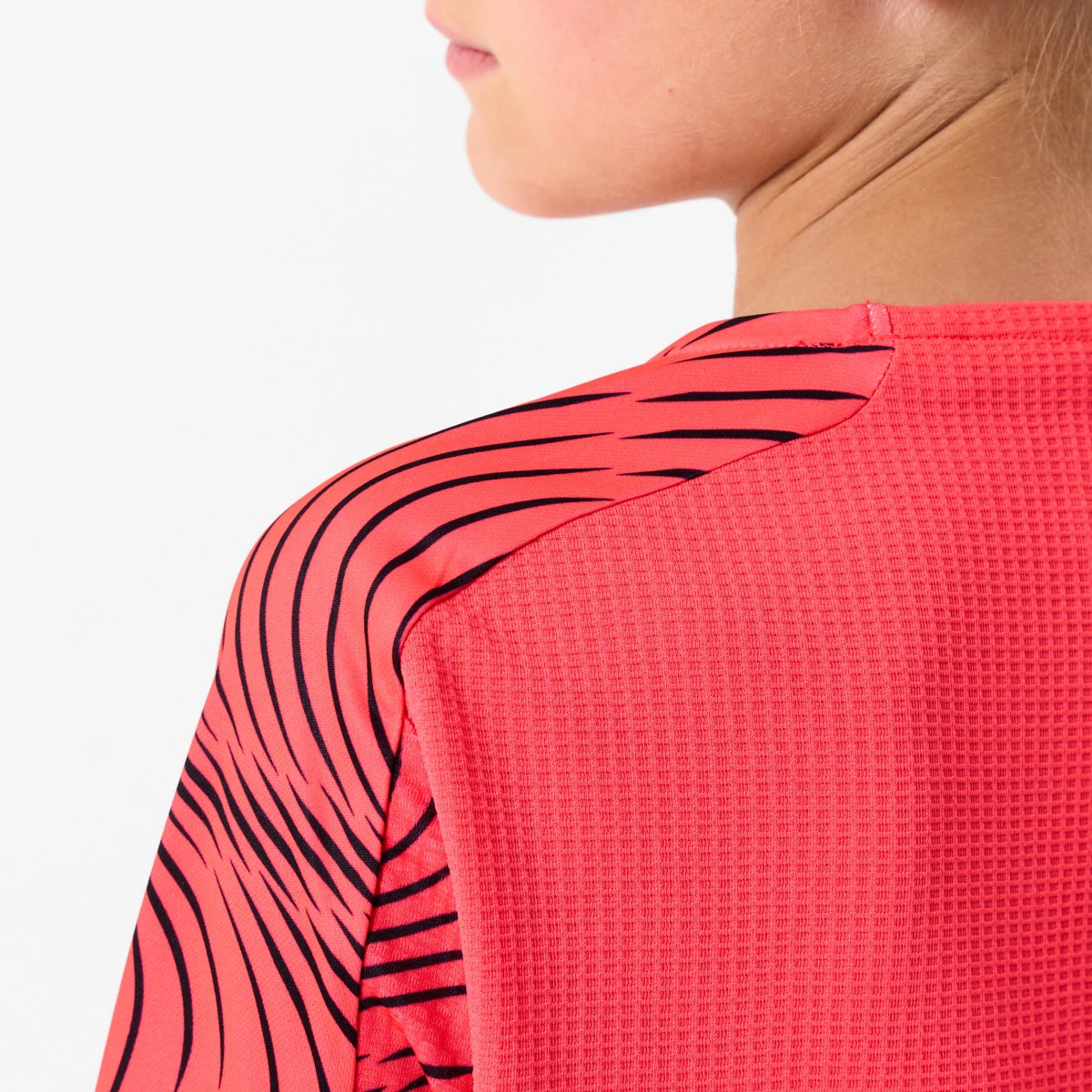 KIPSTA Detský futbalový dres CLUB Wavy ružovo-čierny 10-11 r (141-150 cm) · záber 2