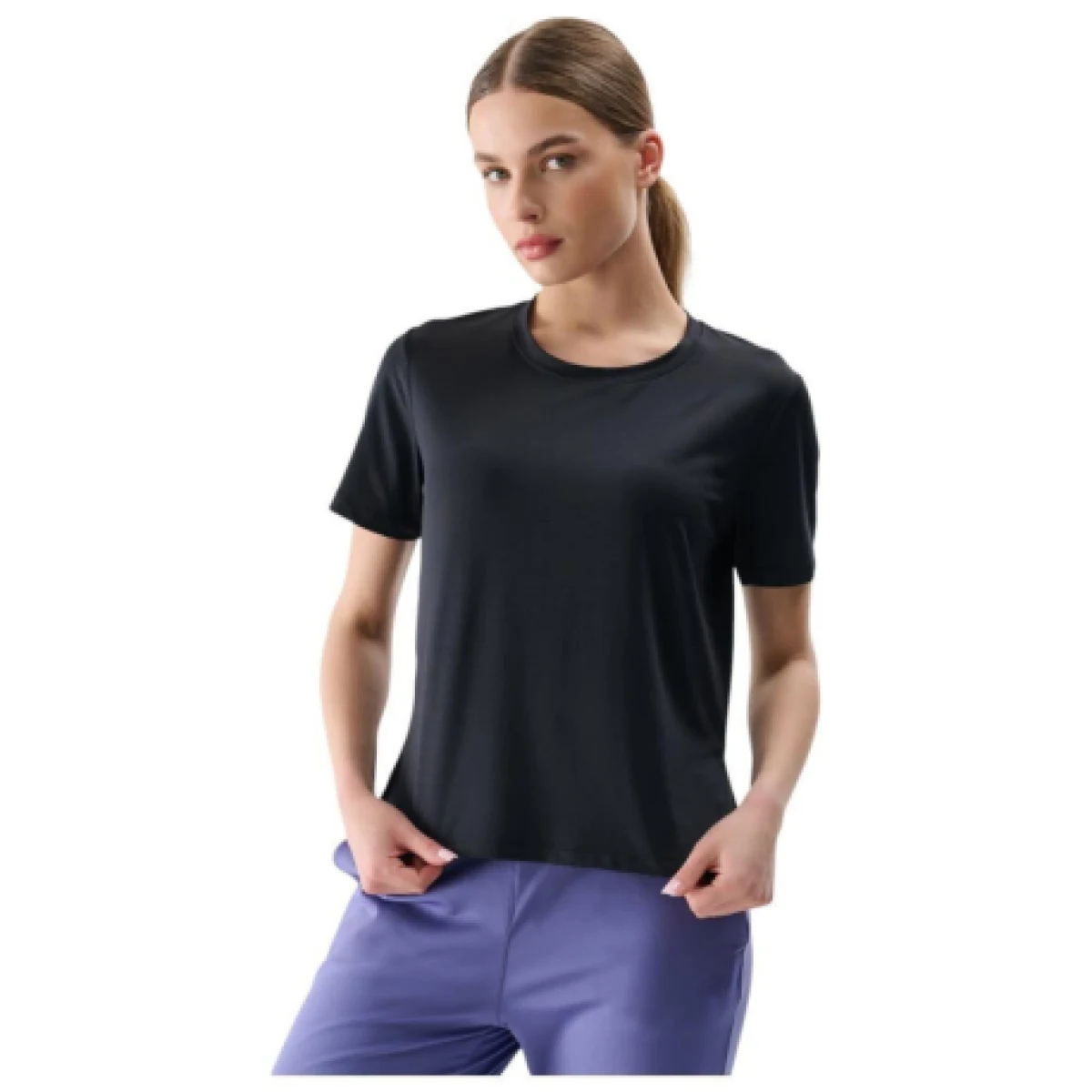 Dámské tréninkové tričko s krátkým rukávem 4F TSHIRT FNK F1236-20S-DEEP BLACK · záber 1