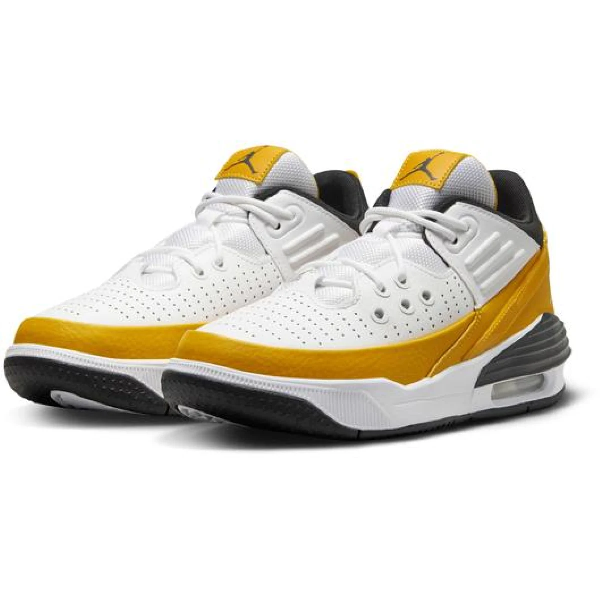 Nike Air Jordan Max Aura 5 (gs) - 38 · záber 3
