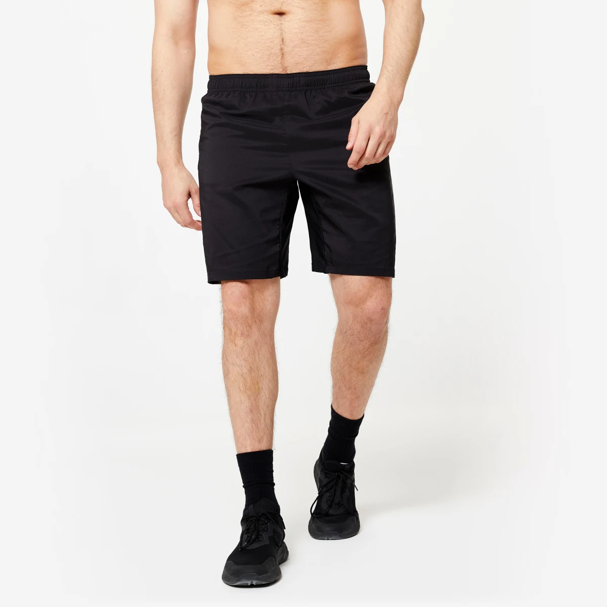 DOMYOS Pánske fitness šortky s vreckami na zips dymovo čierne 2XL · záber 1