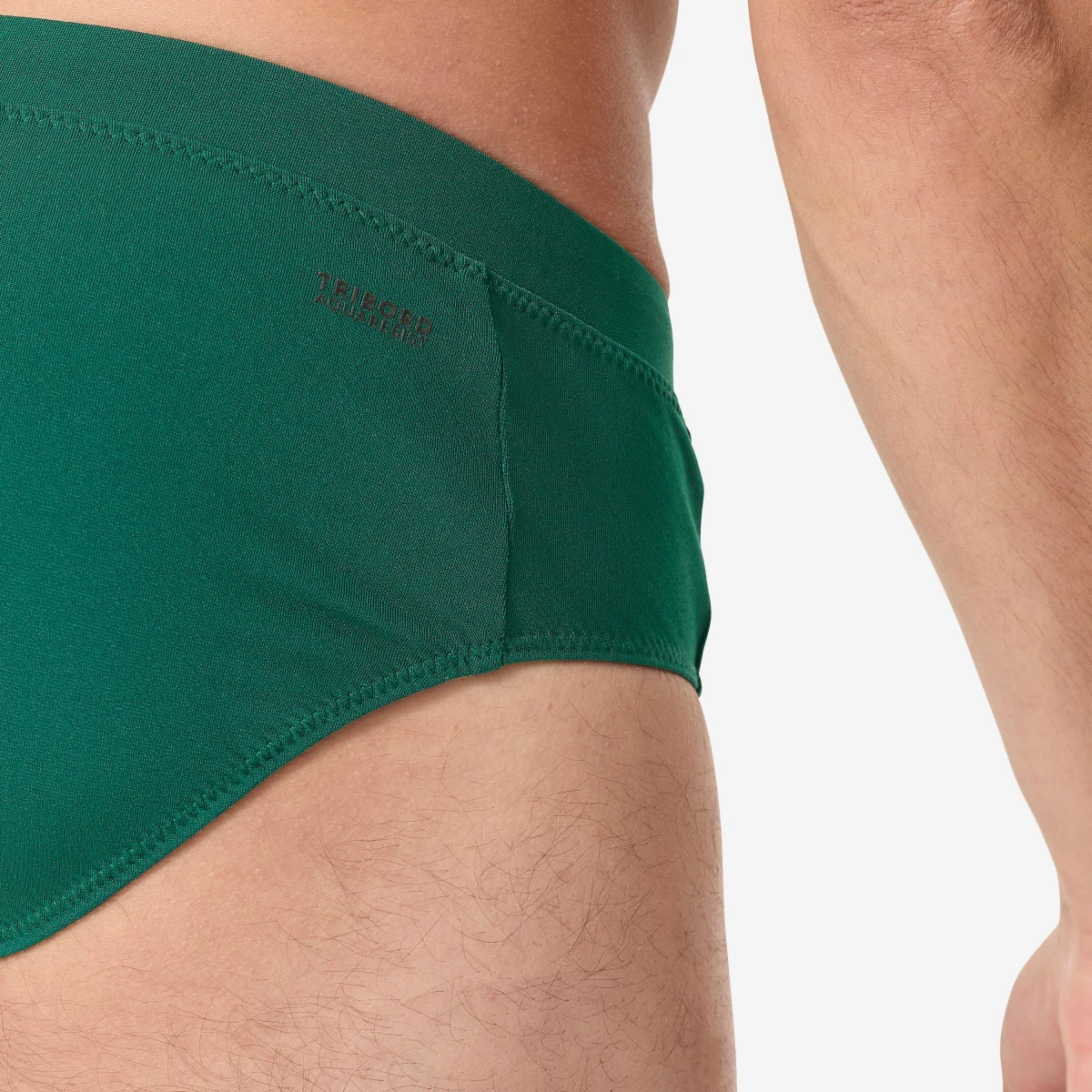 DECATHLON Pánske slipové plavky 100 Plus zelené L · záber 2