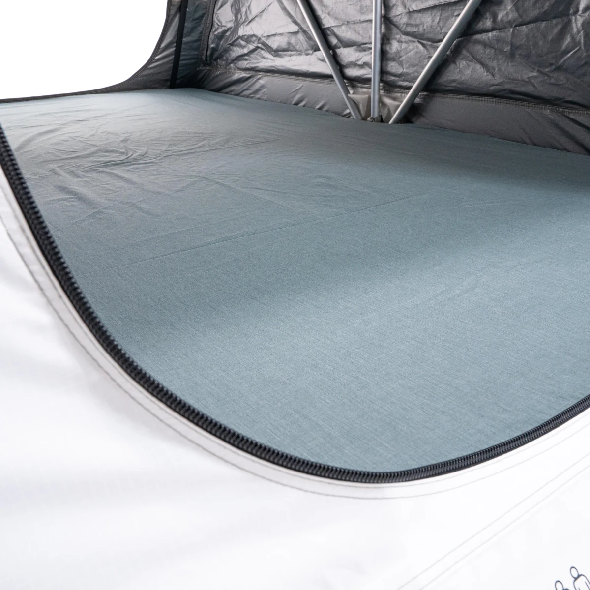 QUECHUA Napínacia plachta do strešného stanu MH500 pre 2 osoby bez · záber 1