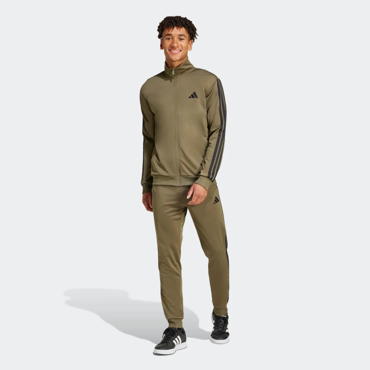 ADIDAS ADIDAS pánska súprava na fitness kaki XL · záber 1