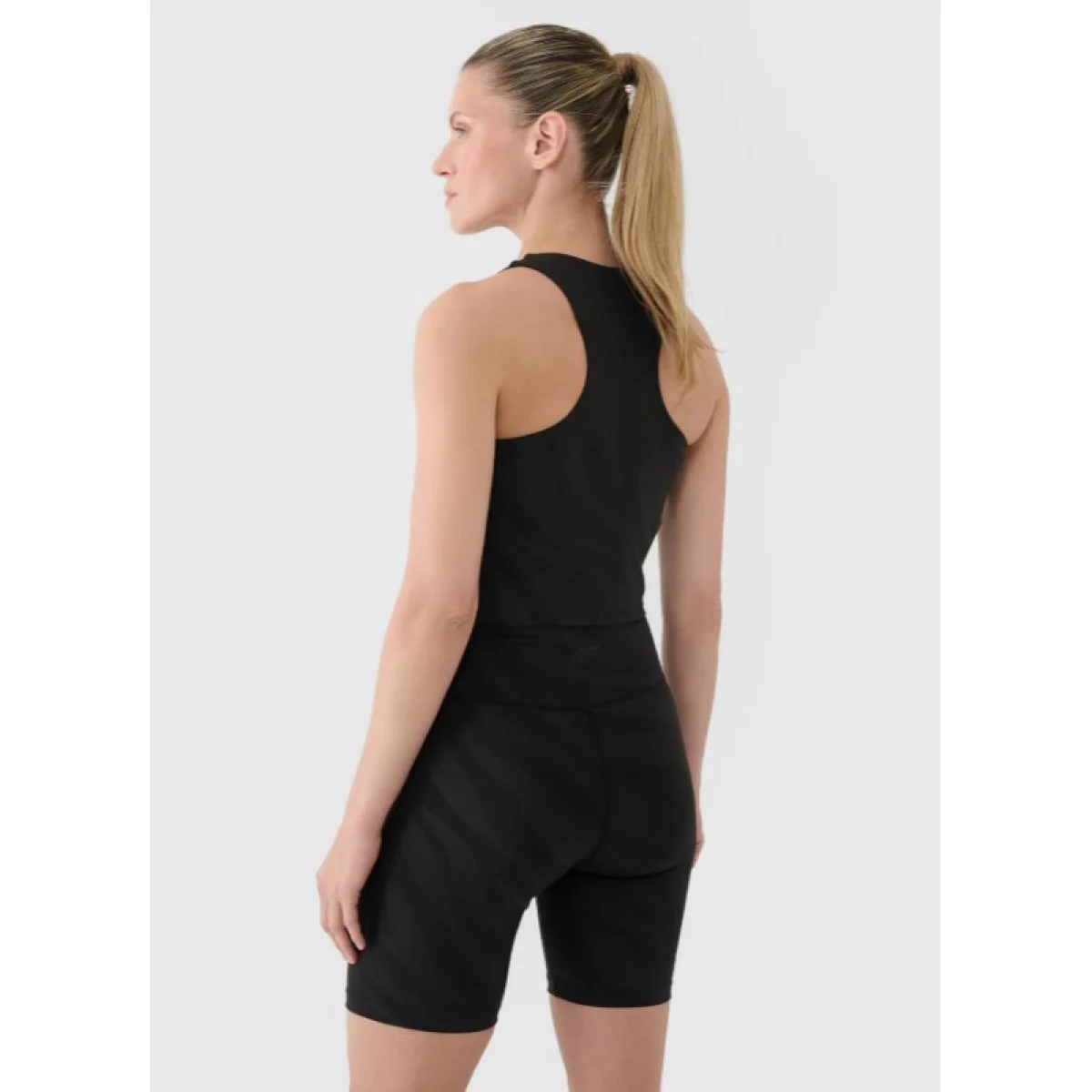 Dámské tréninkové tílko 4F SLEEVELESS FNK F413-20S-DEEP BLACK · záber 3