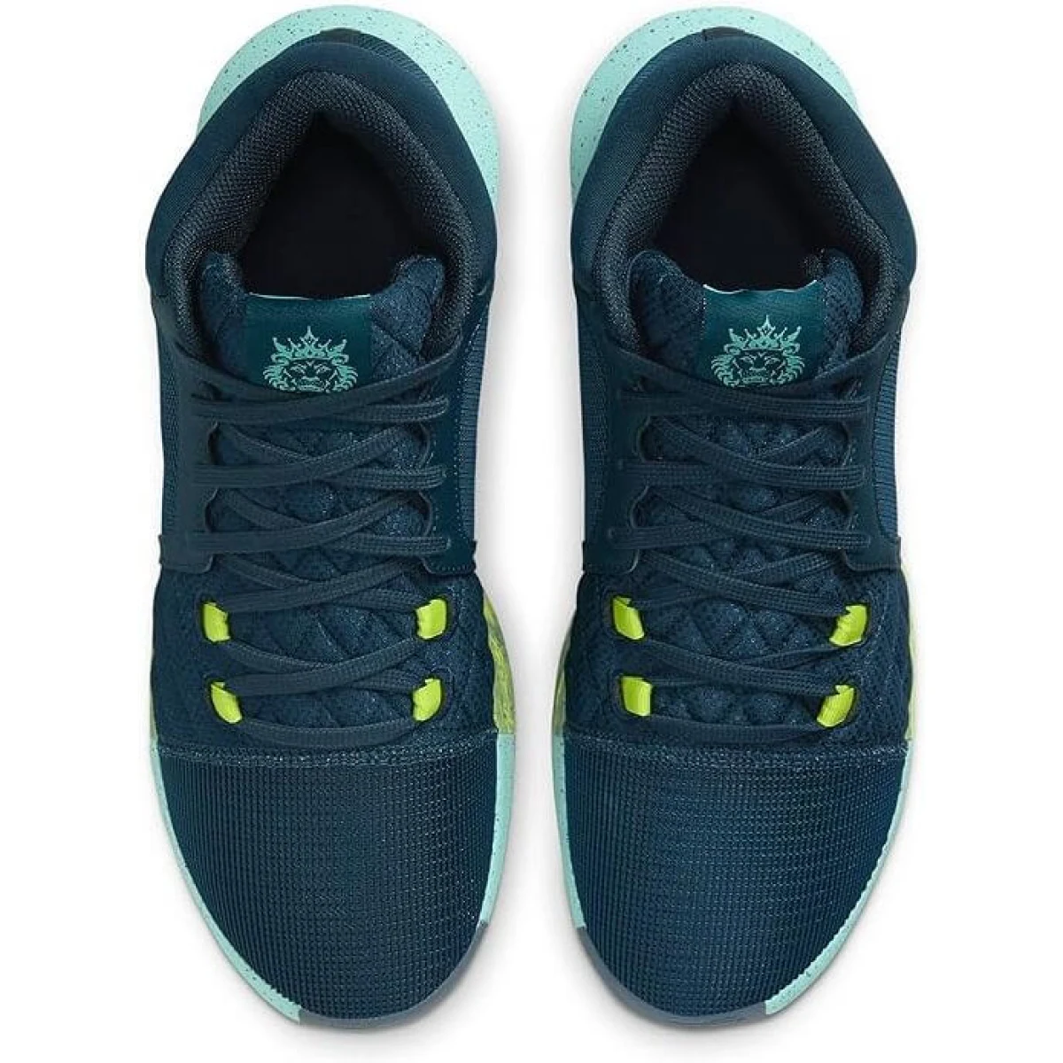 Nike LeBron Witness VIII - 42 · záber 4