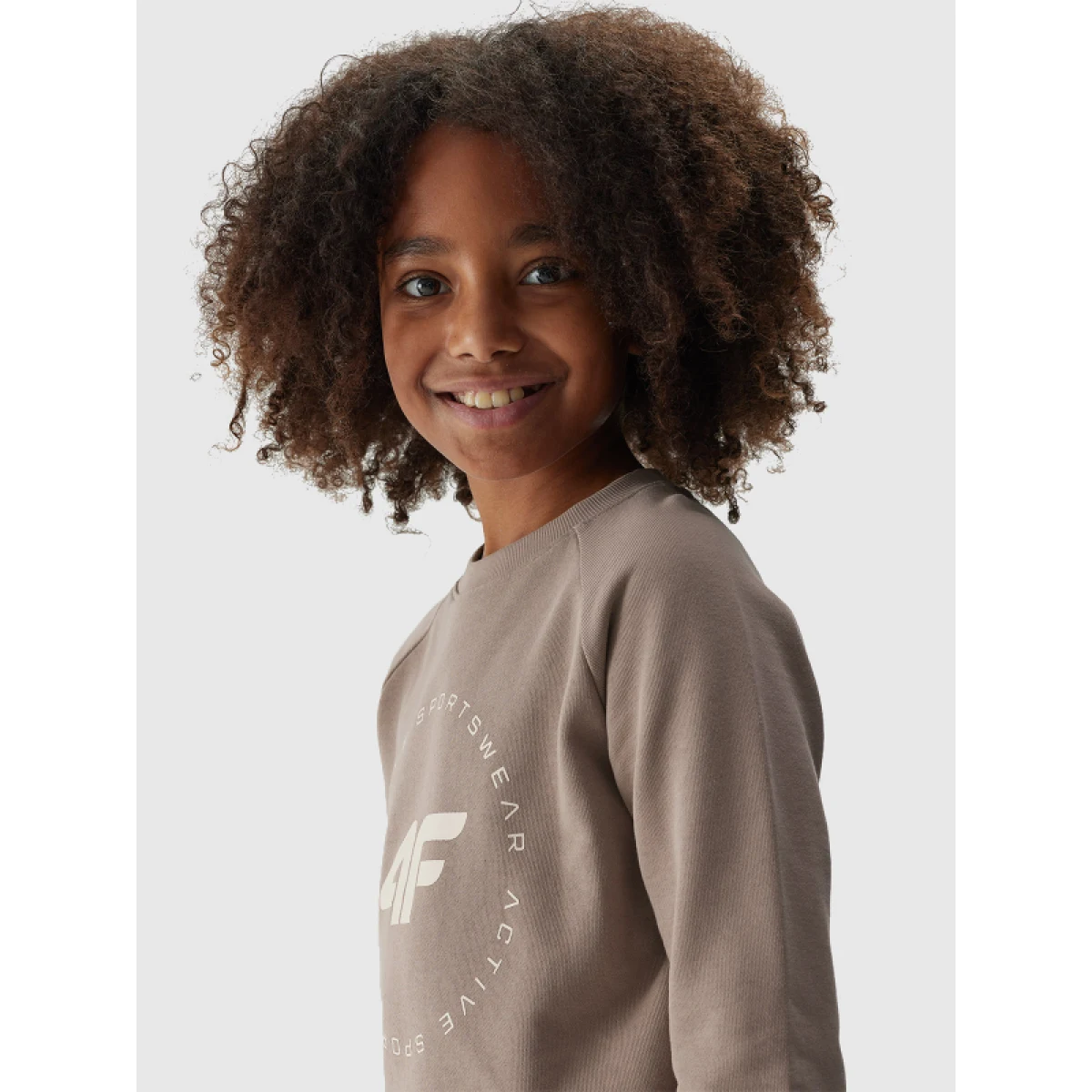 Dívčí mikina 4F JUNIOR SWEATSHIRT-JAW23TSWSF637-83S-BEIGE · záber 5