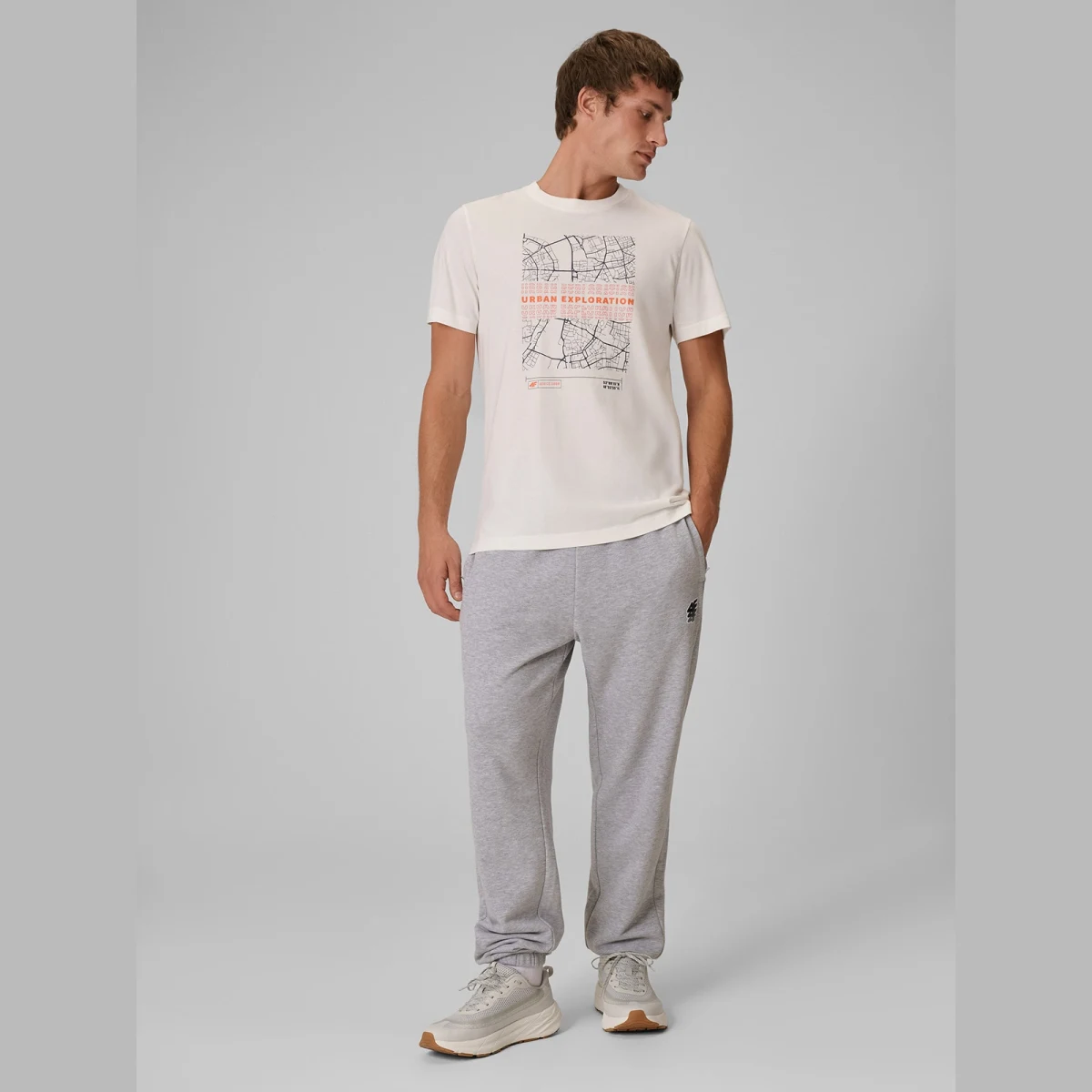 T-shirt regular s potlačou pánsky - tmavomodrá · záber 8