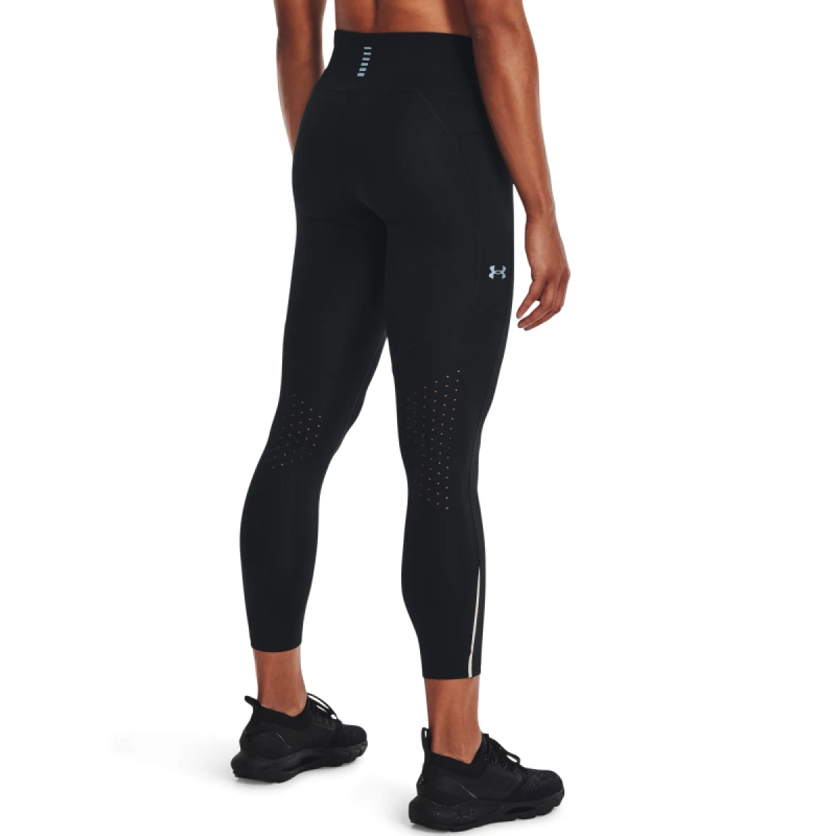 Dámské kompresní legíny UNDER ARMOUR UA Fly Fast 3.0 Ankle Tight-BLK · záber 2