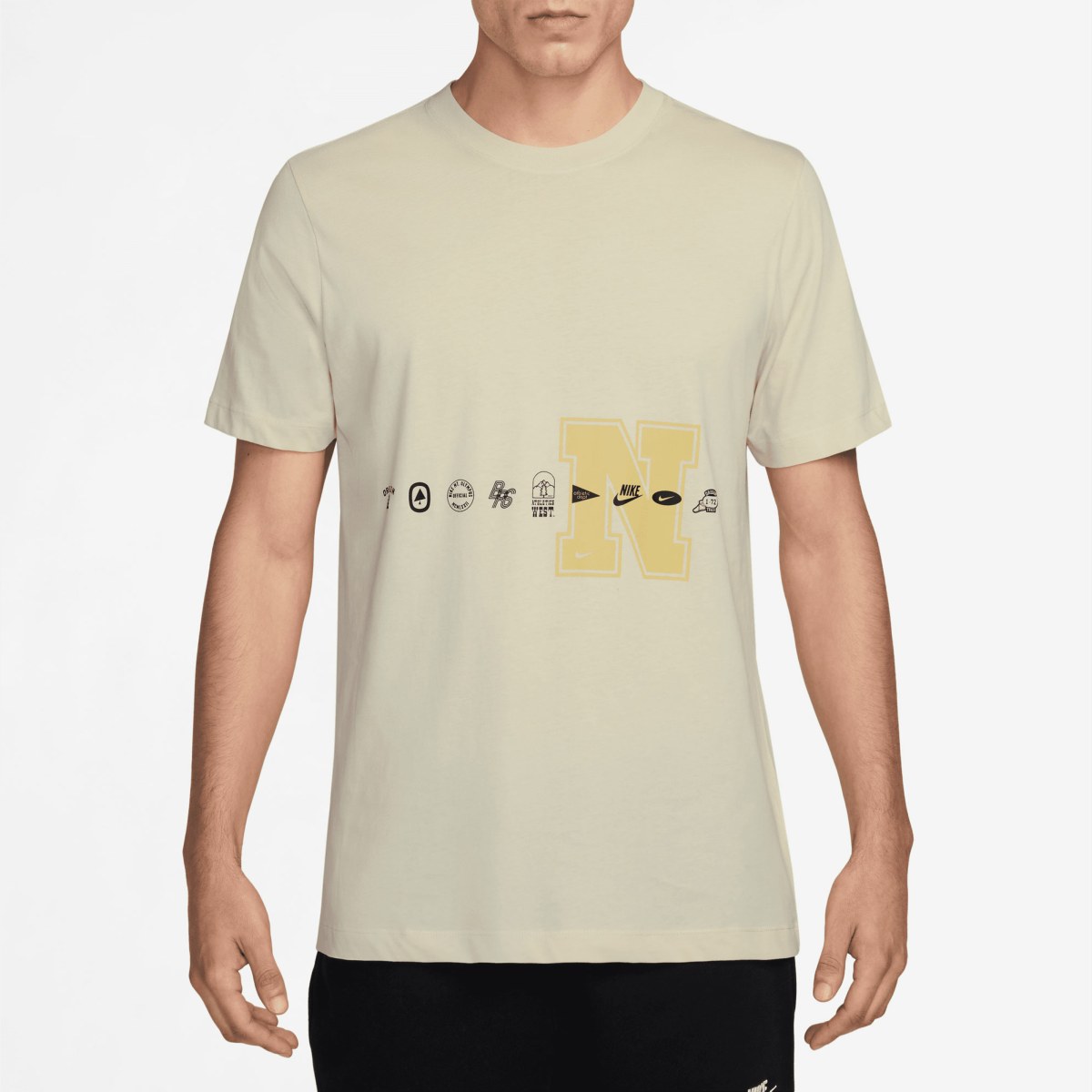 Nike Sportswear Celebrate Brand M - Veľkosť: XL · záber 1