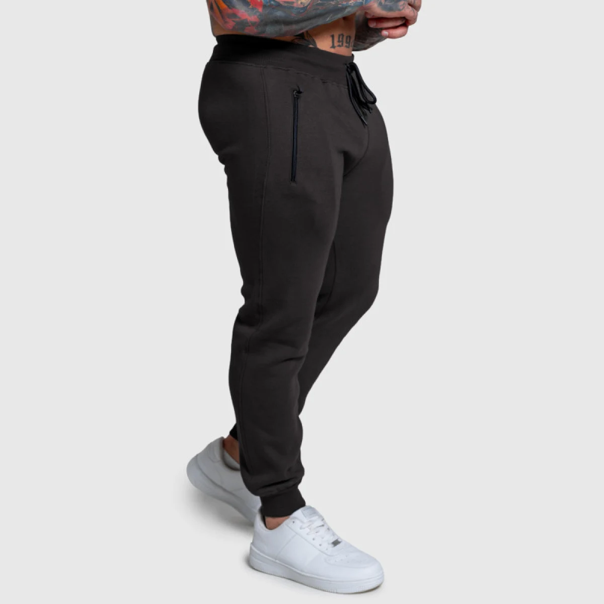 Jogger tepláky Iron Aesthetics Round, sivé · záber 5