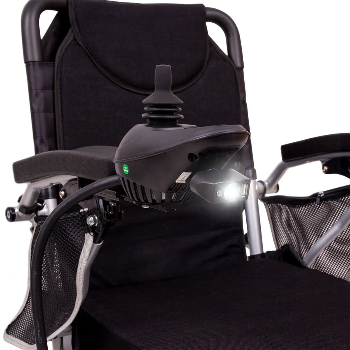 Baichen USB nabíjací port + LED svetlo k vozíku Hawkie · záber 2