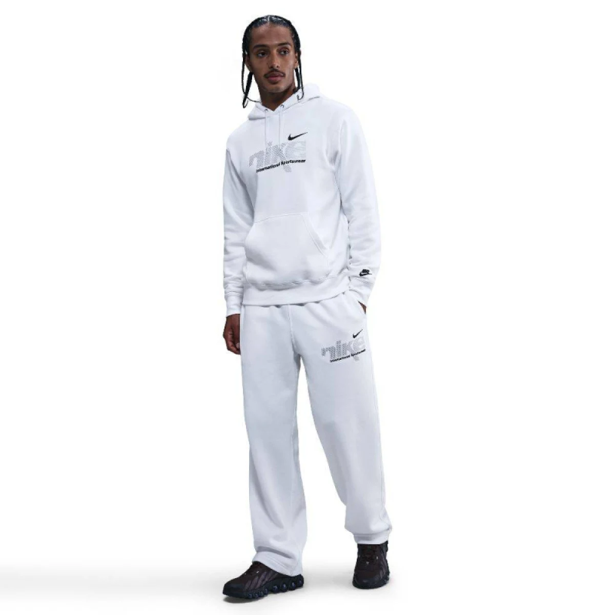 Pánske tepláky NIKE M NK CLUB BNGEE PNT SWSH SPRT WHITE METALLIC SILVER · záber 3