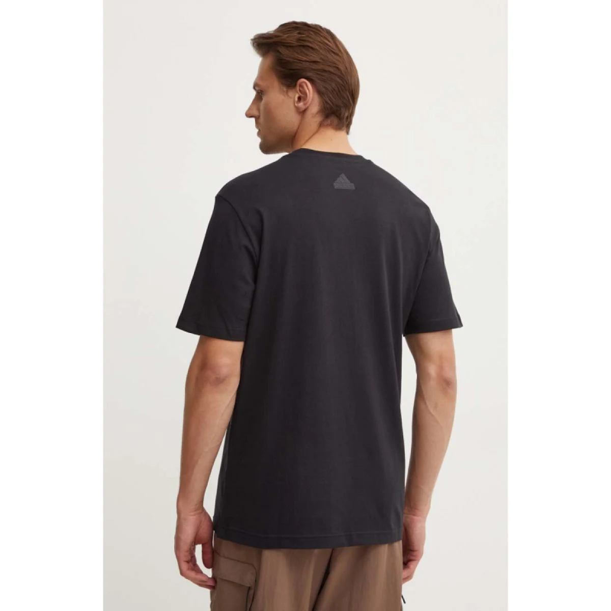 Pánské tričko s krátkým rukávem ADIDAS M FI LOGO T-IW2652-Black · záber 3