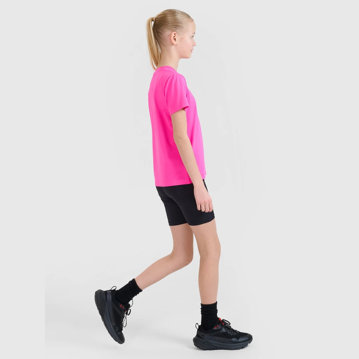 Dívčí tréninkové kraťasy 4F JUNIOR SHORT TIGHTS FNK F041-20S-DEEP BLACK · záber 3