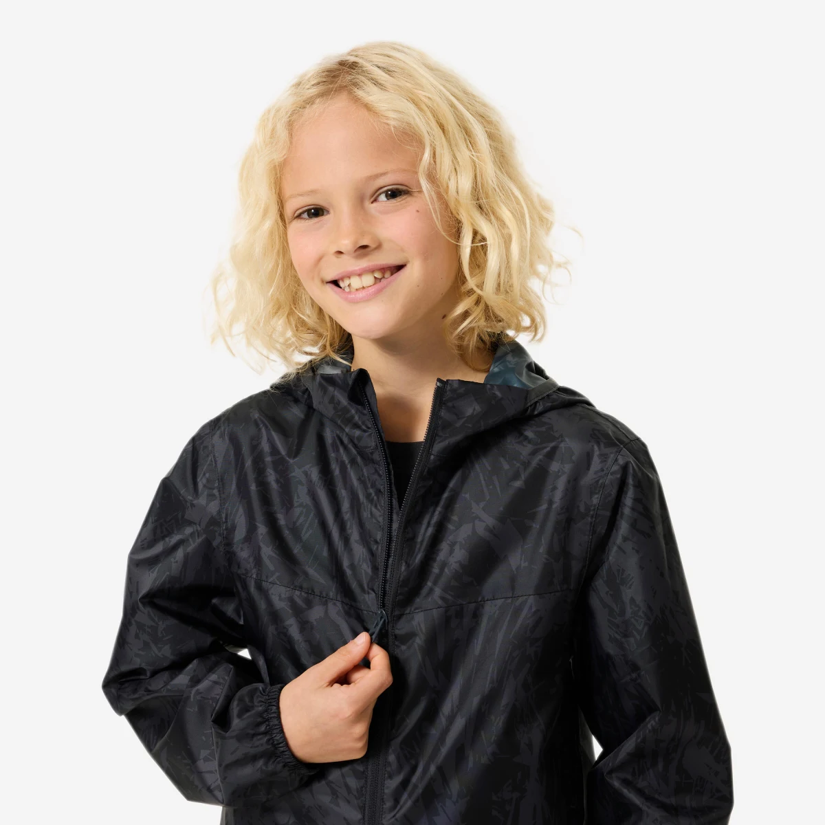 QUECHUA Detská nepremokavá turistická bunda MH100 TW sivá 14-15 r (161-172 cm) · záber 2