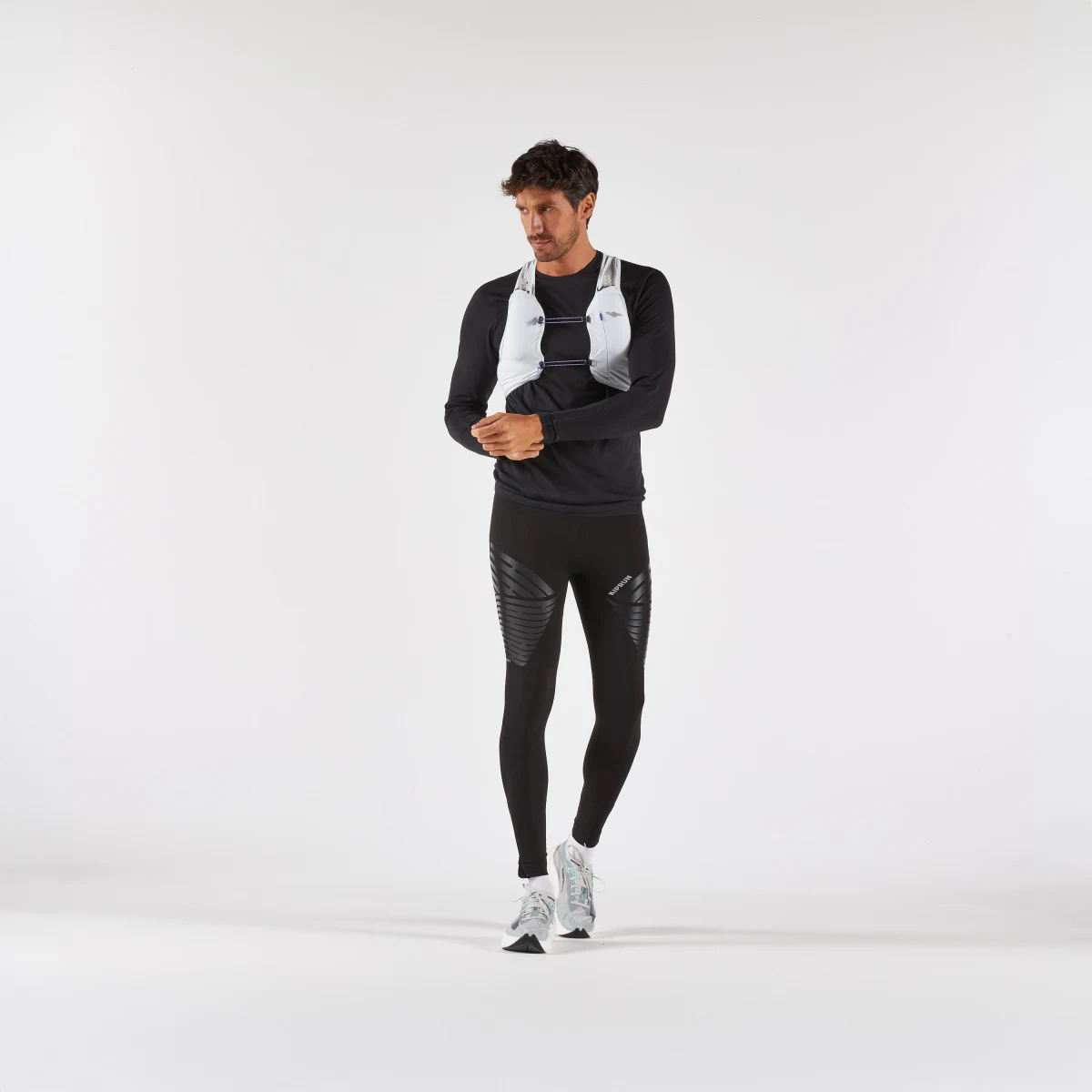 KIPRUN Pánske bežecké legíny Run 900 Compress čierne XL (W39 L34) · záber 1
