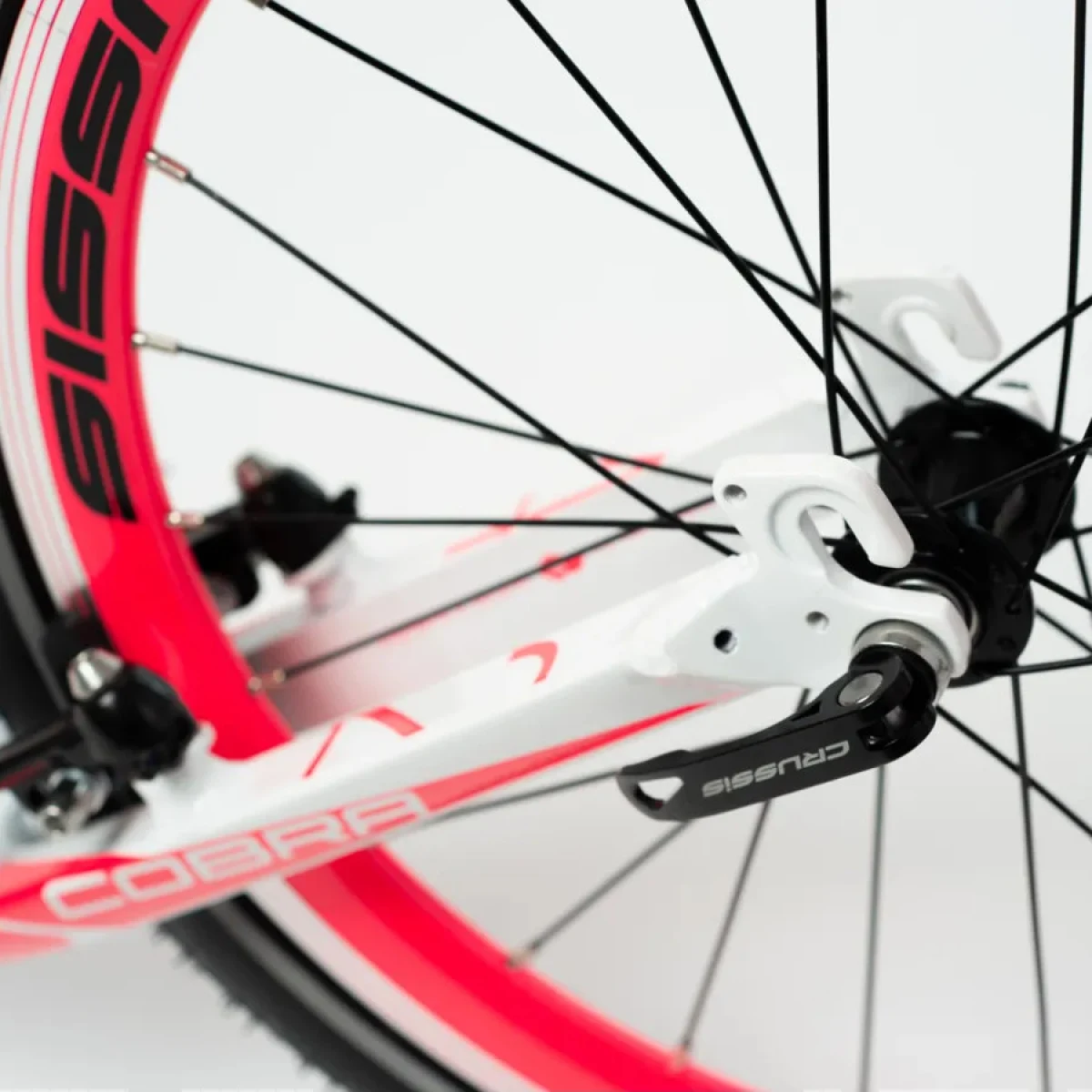 Crussis Cobra 4.2-5 růžovo-bílá 26"/20" · záber 2
