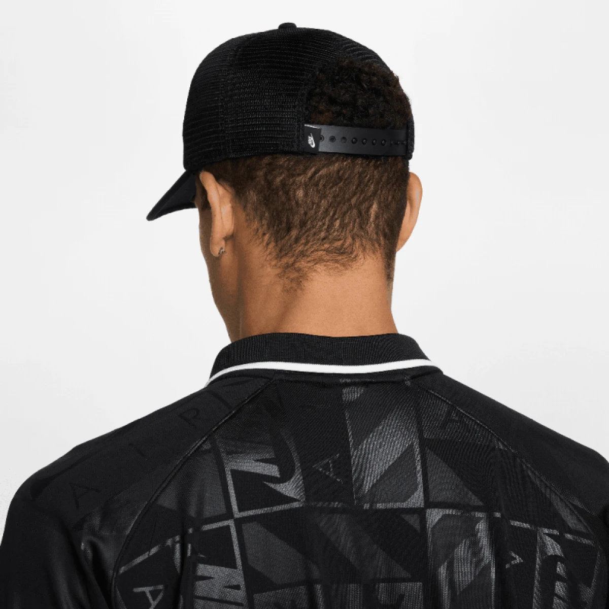 Kšiltovka NIKE U NK RISE CAP S CB OVR FUTRA L · záber 4