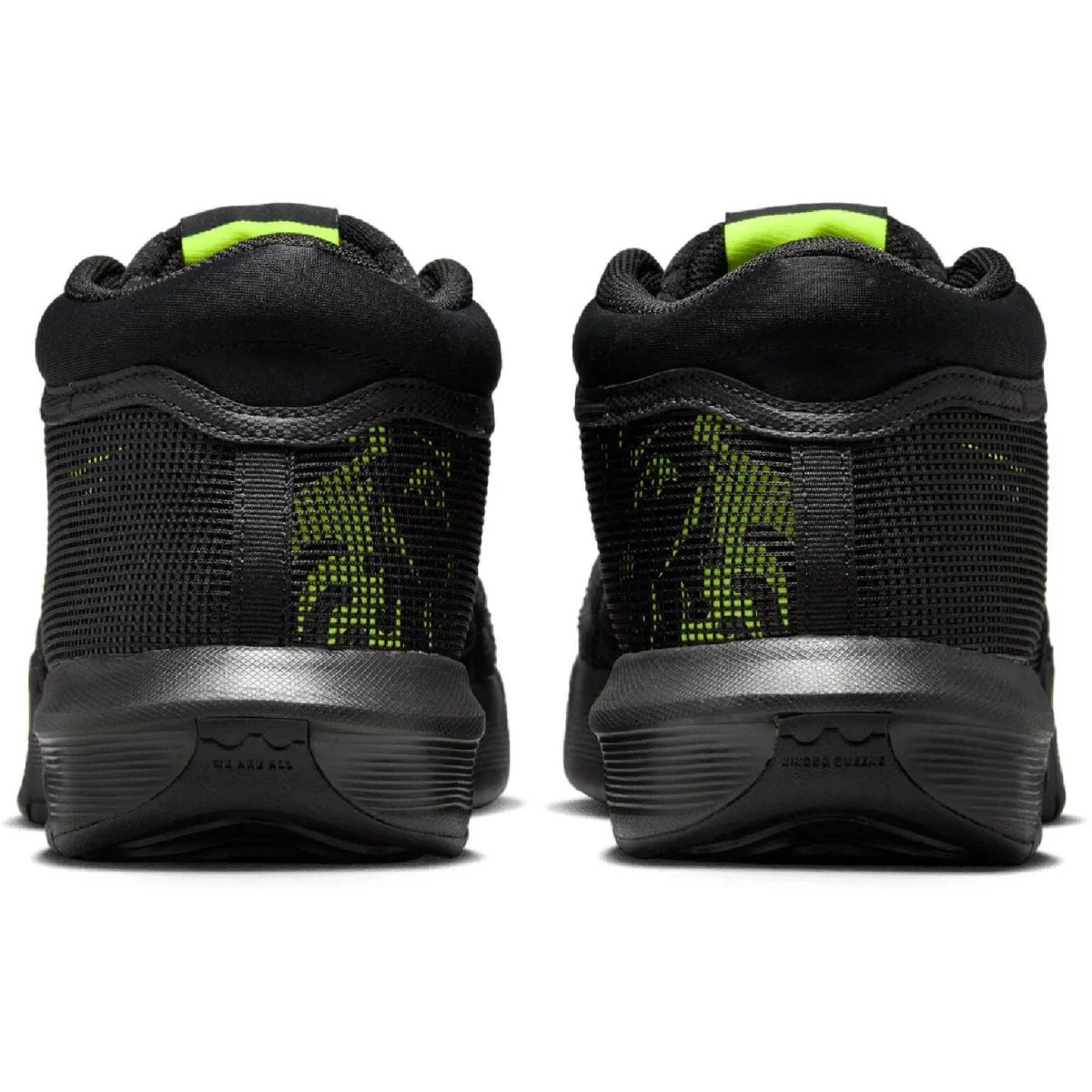 Nike LeBron Witness VIII - 45,5 · záber 2