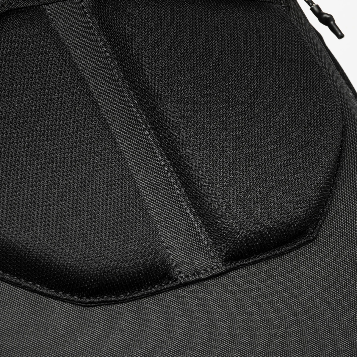 FORCLAZ Cestovný batoh Travel 500 Organizer 40 l čierny bez · záber 2