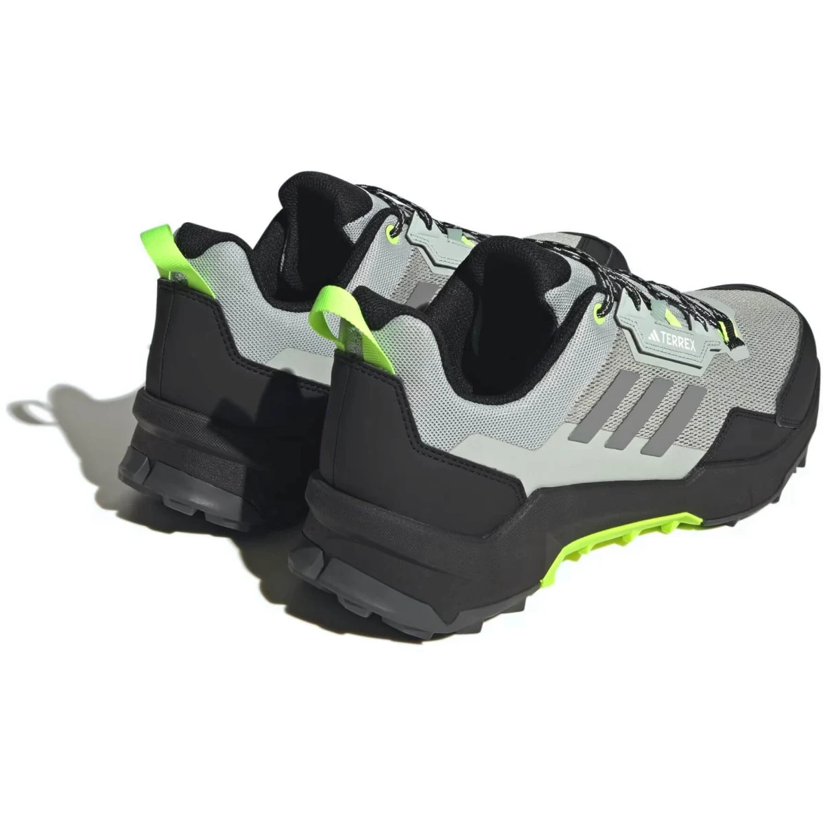Adidas Terrex AX4 - 41 ⅓ · záber 3