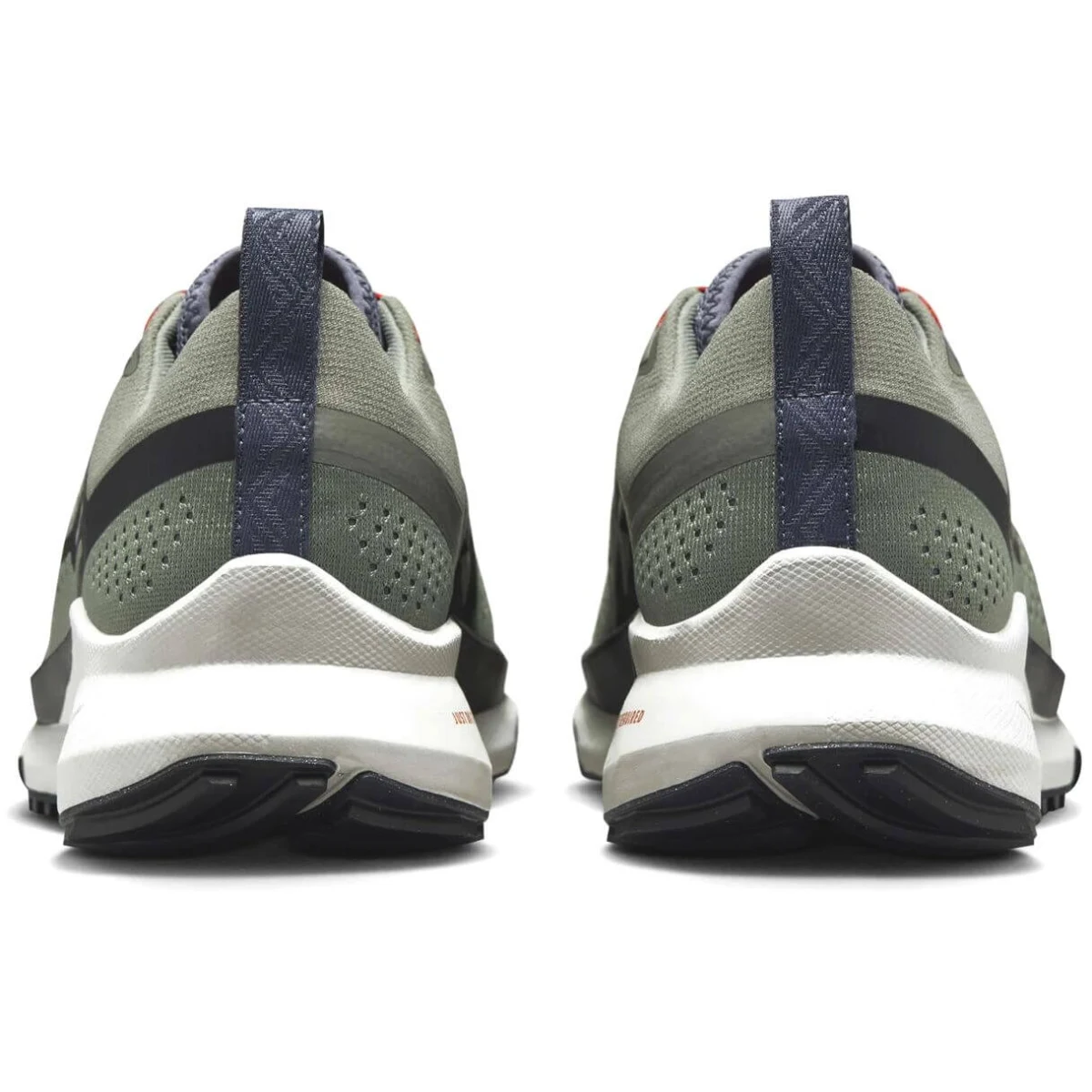 Nike React Pegasus Trail 4 - 38,5 · záber 2